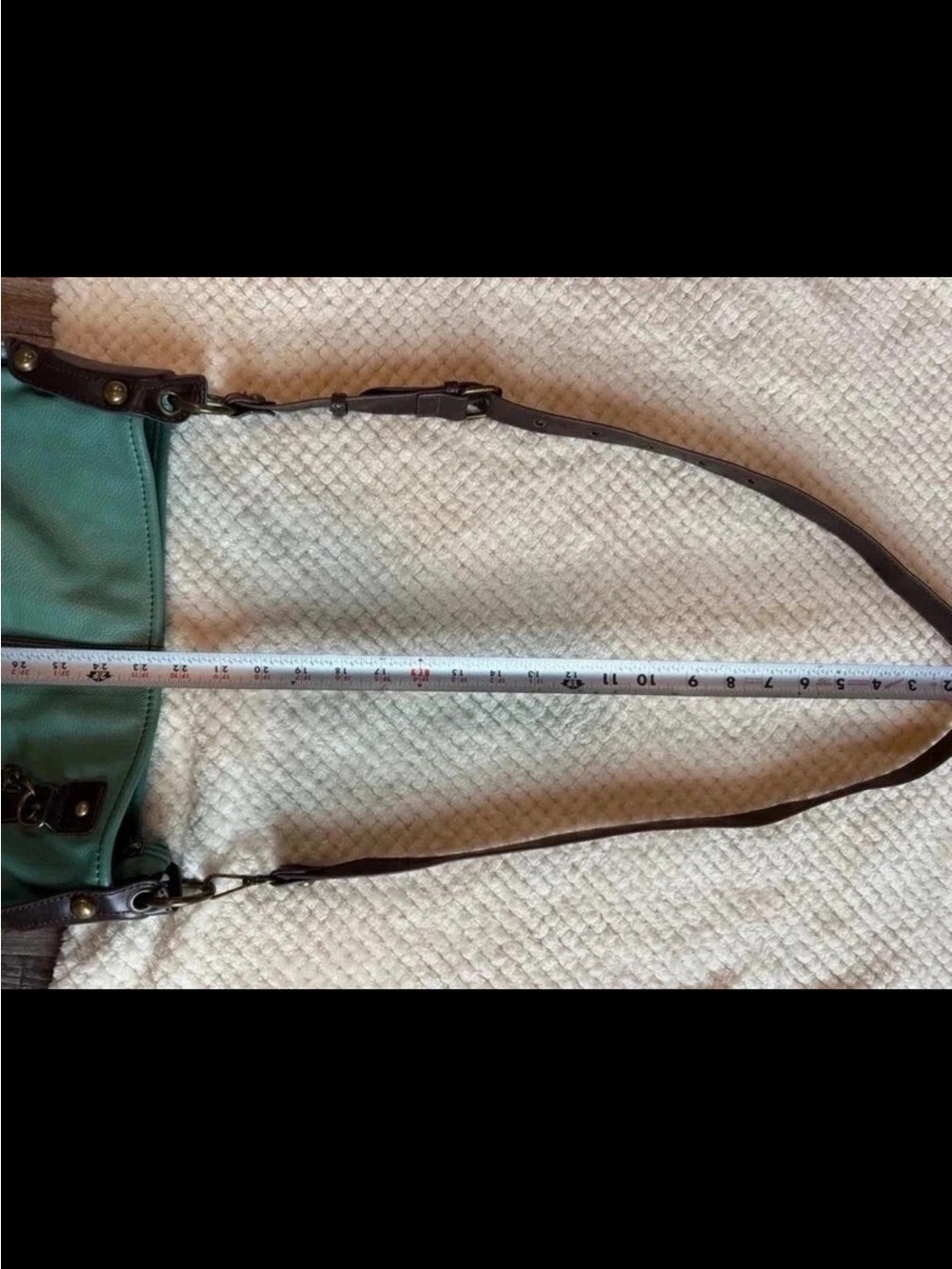 CHALA VEGAN LEATHER PURSE - Picture 11 of 16